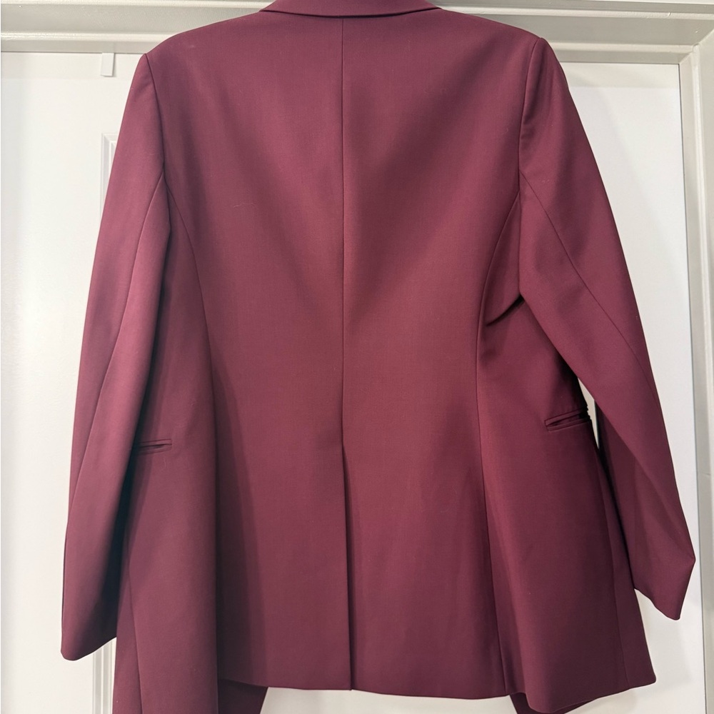 Theory Burgundy Tailored Blazer + Slim Tapered Pants (Excellent Condition) - Picture 4 of 8